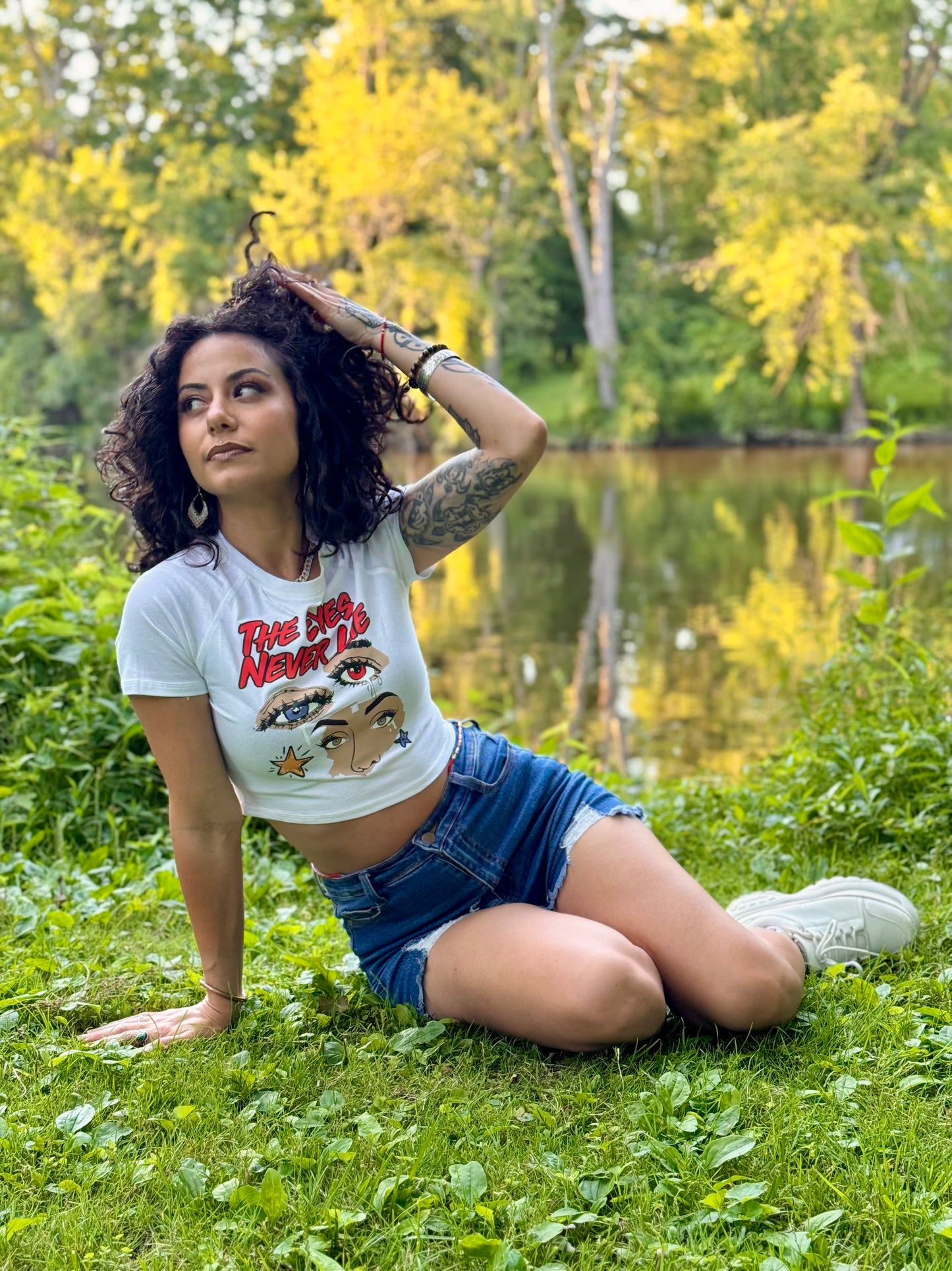 The Eyes Never Lie White Fitted Cropped Tee